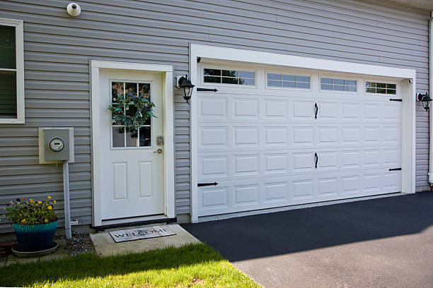 24/7 Emergency Garage Door Panel Replacement experts in Sorrento, LA